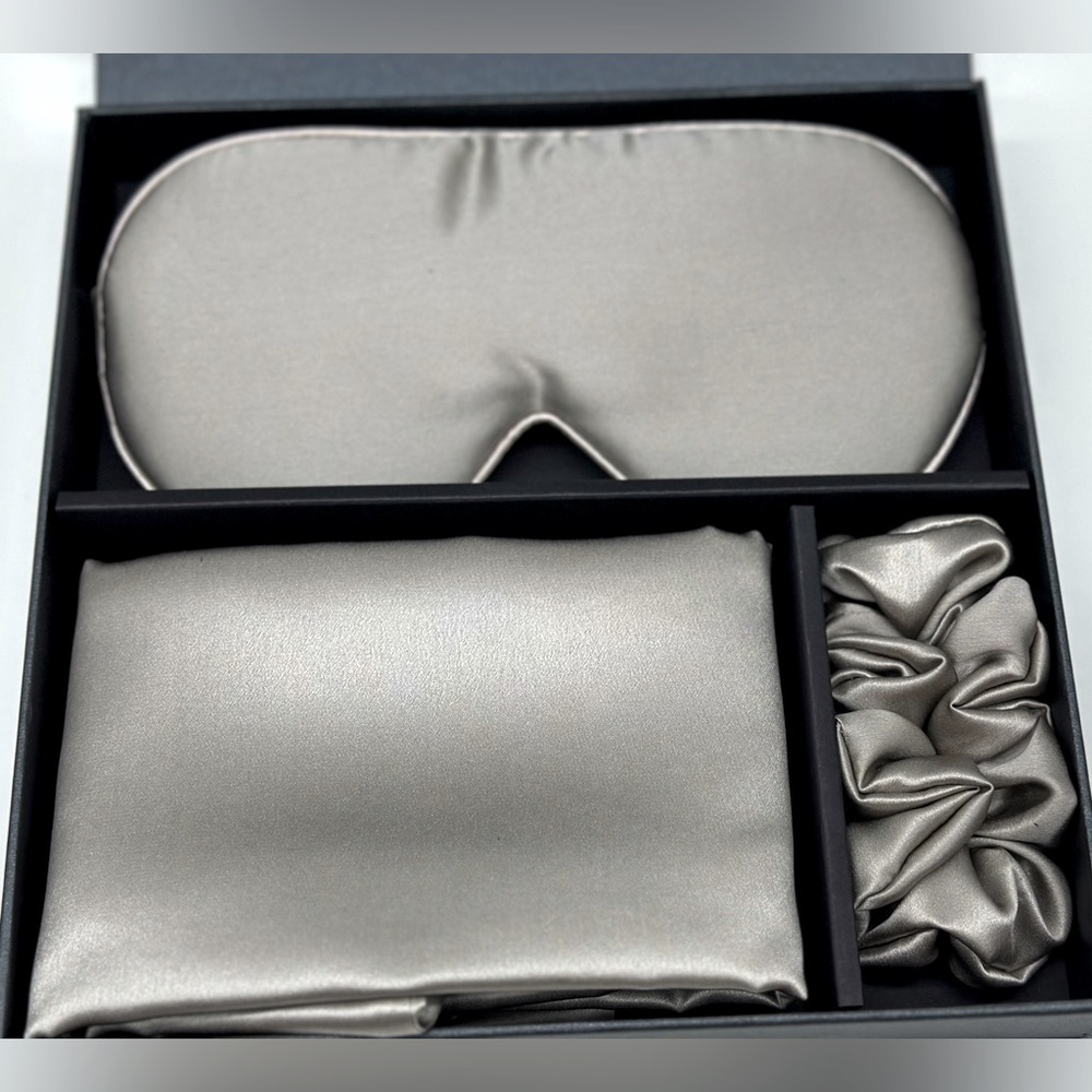 100% 22-Momme 6A Grade, Mulberry Silk, Sleep Set